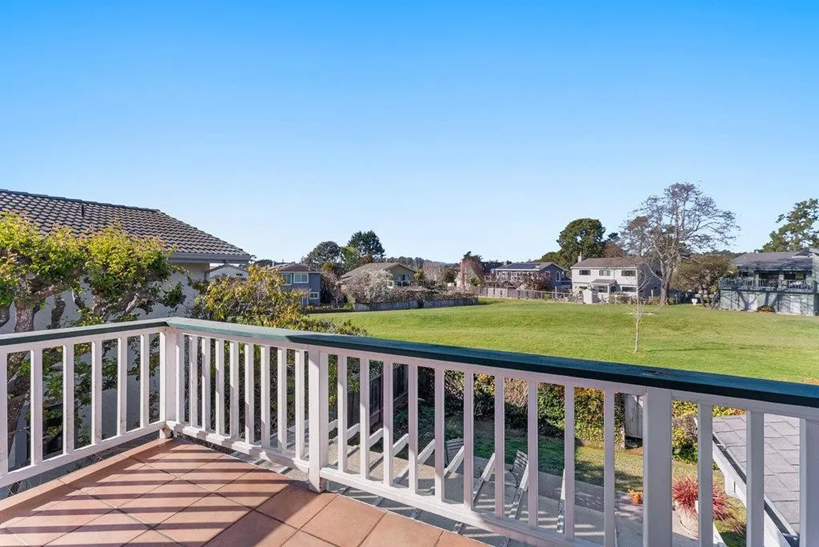 173 Via Lantana 023.png