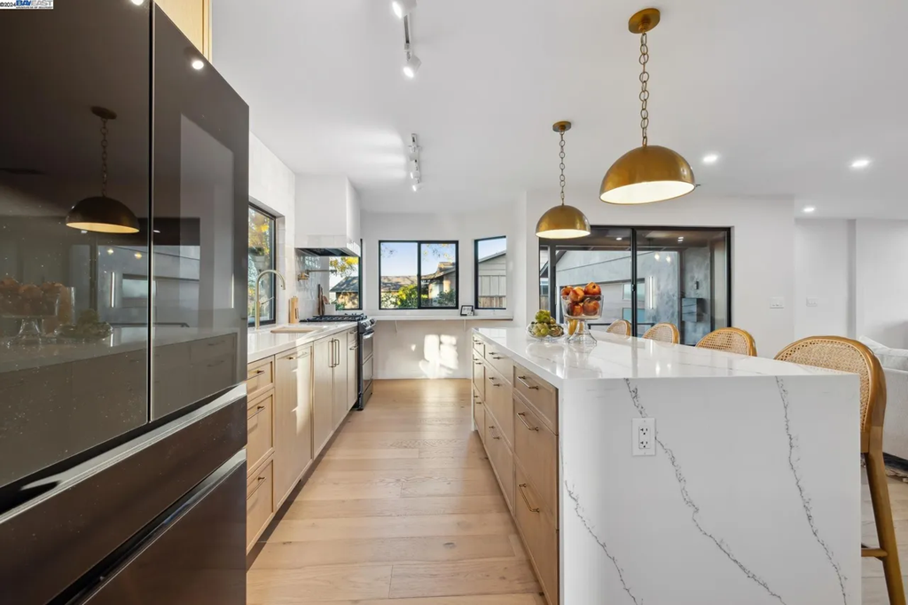 1733 Kelly St 005.png