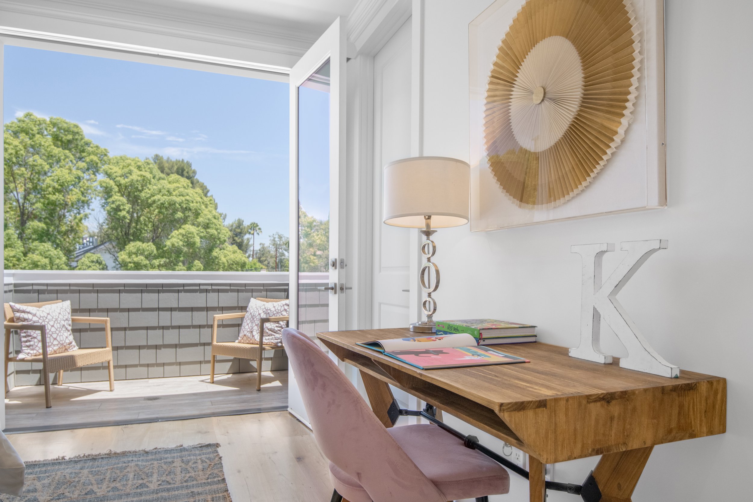 5111 Greenbush Ave bed 3.jpg