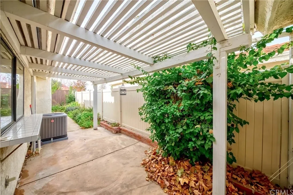 2175 Avenida San Antero 048.webp