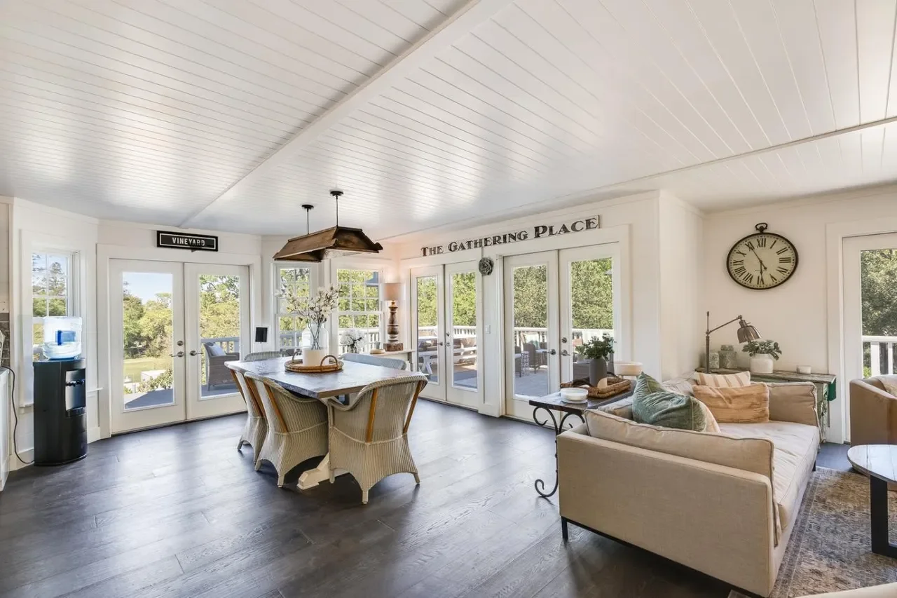 16466 Bonnie Ln 017.webp