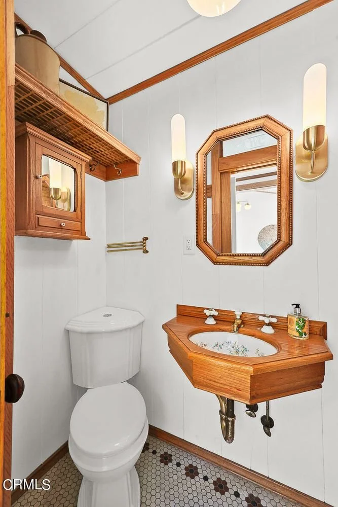 3451 Brookhill St 033.jpg