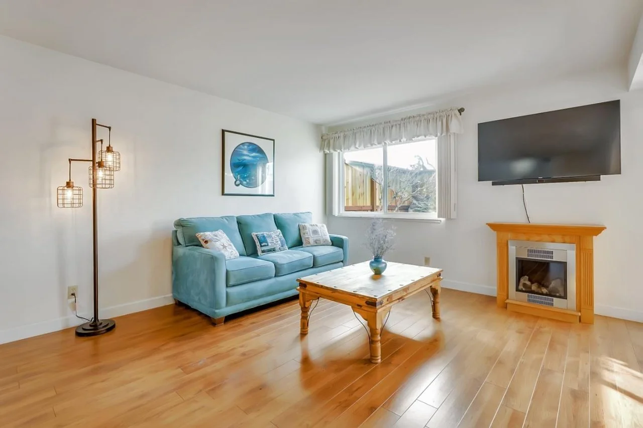 345 Coleridge Dr #93 003.jpg