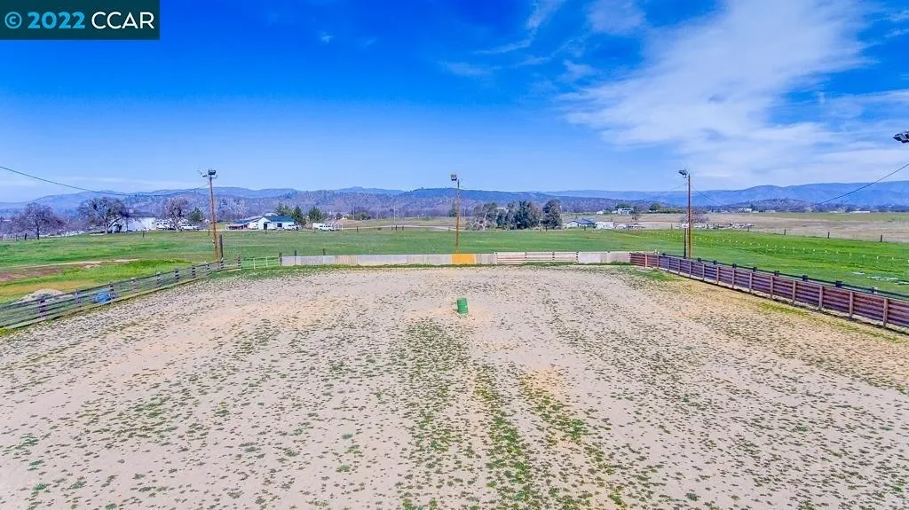 2759 Ranchito Dr 007.webp