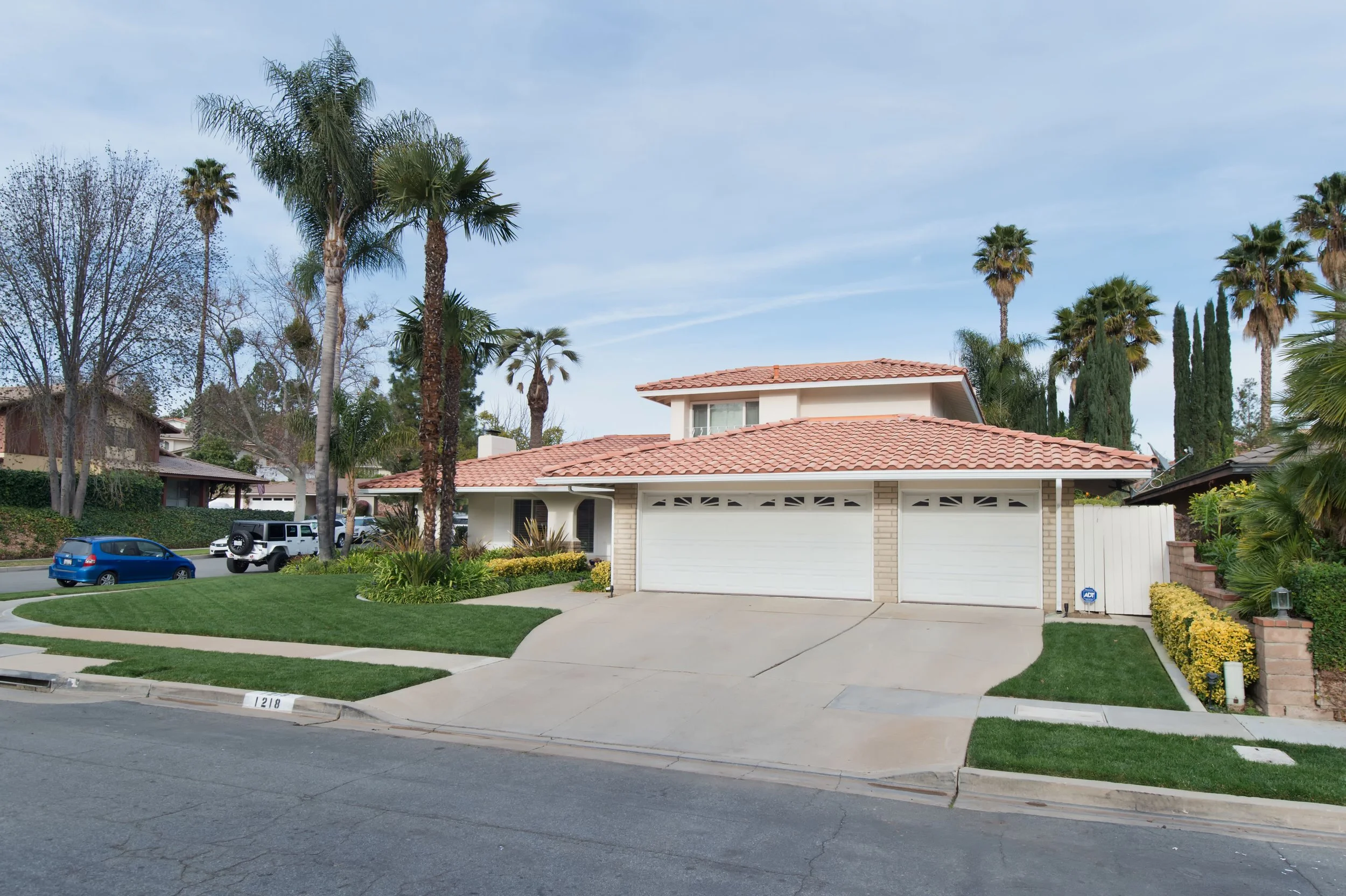 1218 Willowgreen Ct front5.jpg