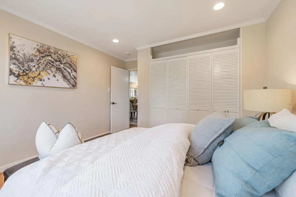 3135 Alameda De Las Pulgas 015-5.png