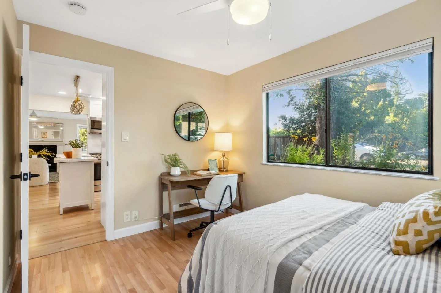 16220 Blossom Hill Rd 027.jpg