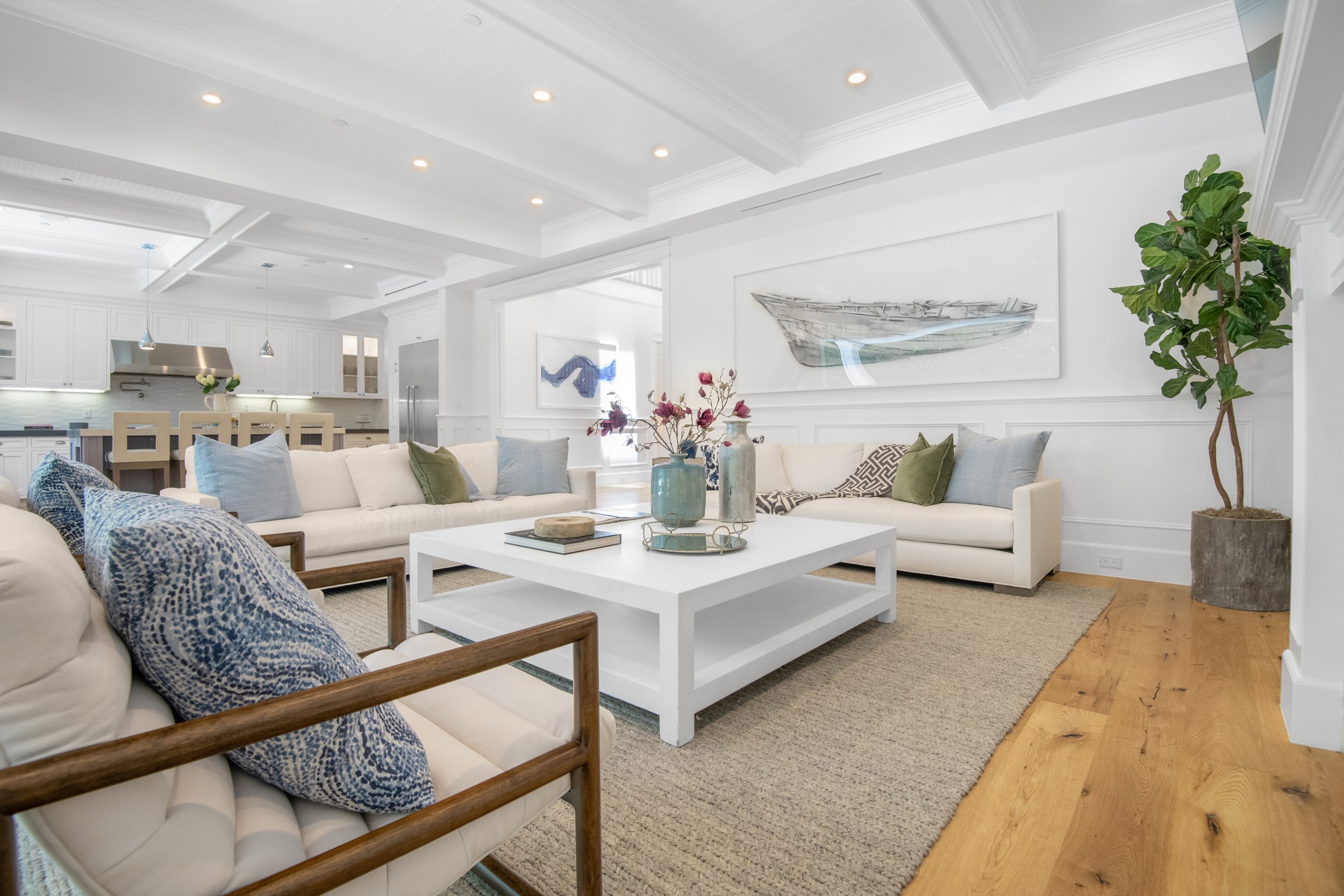 5111 Greenbush Ave fam room 3.jpg