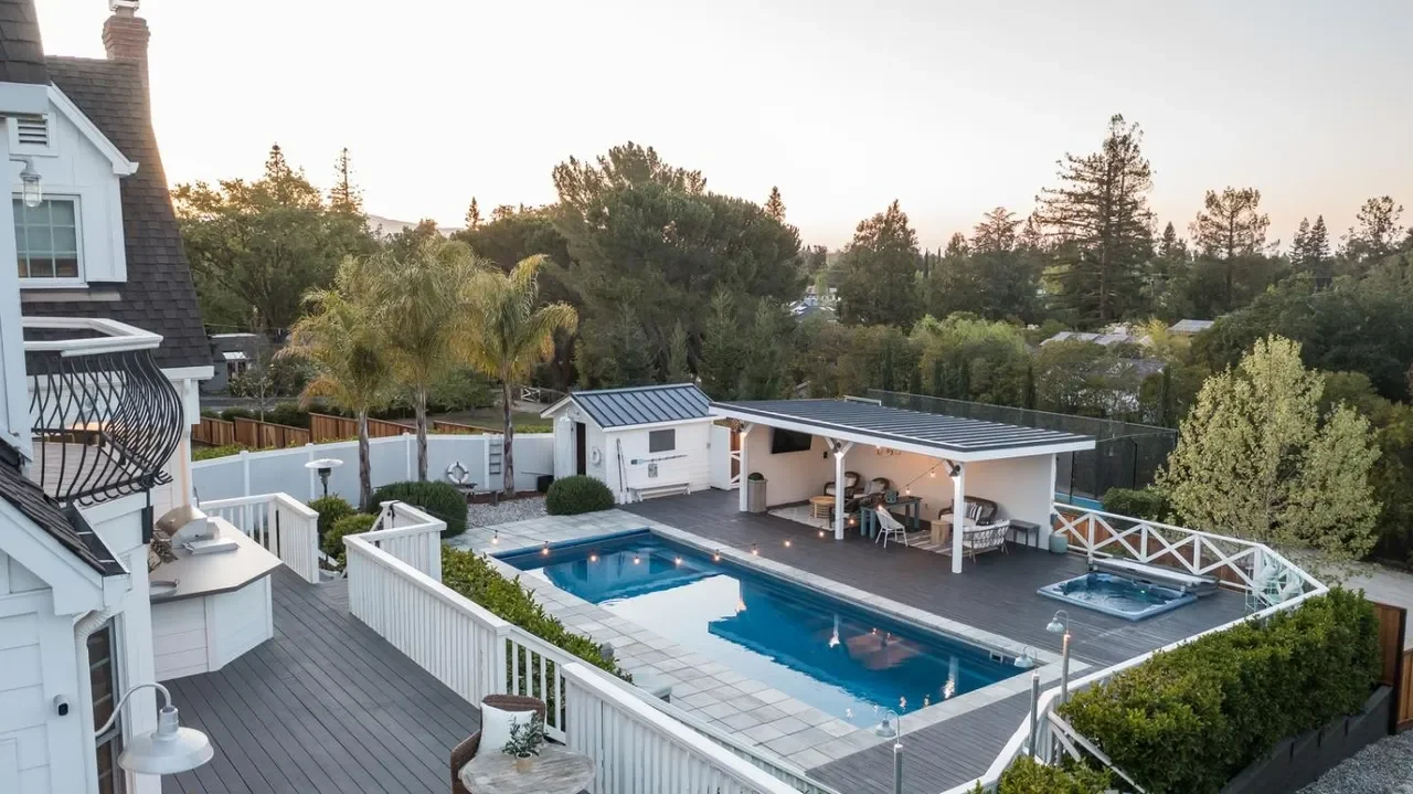 16466 Bonnie Ln 038.webp