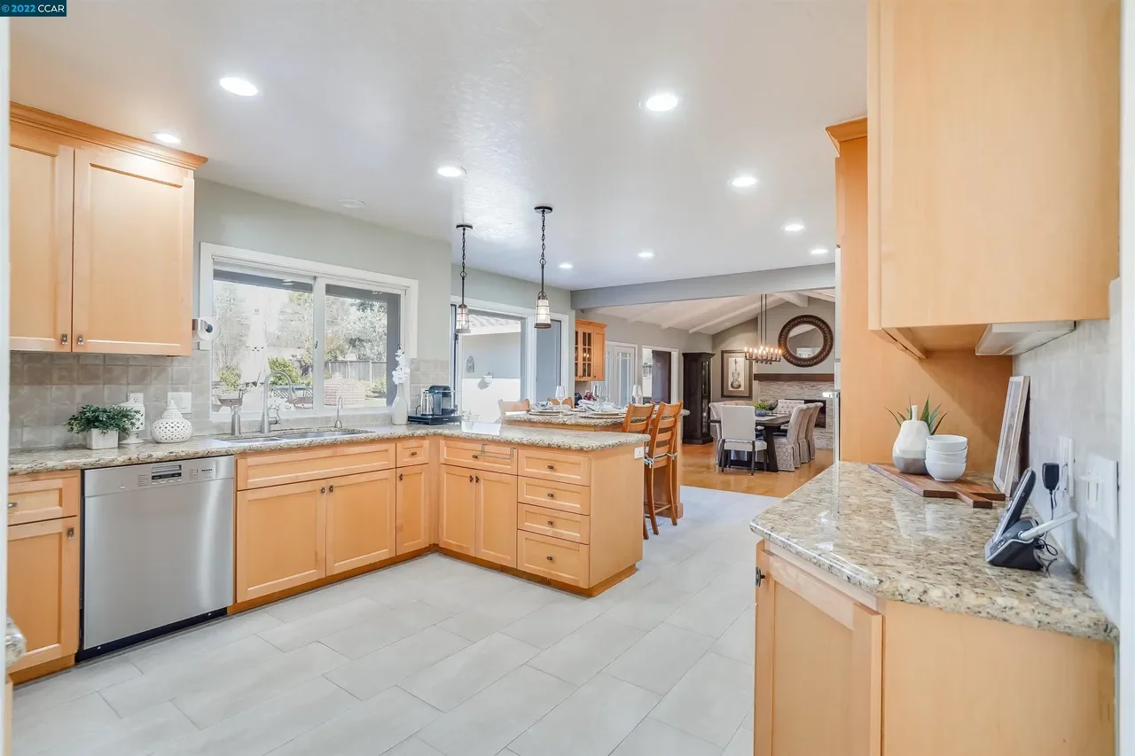 145 Haven Hill Ct 008.webp