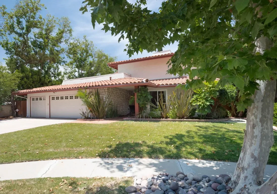 1241 Kelsford Ct 003.webp