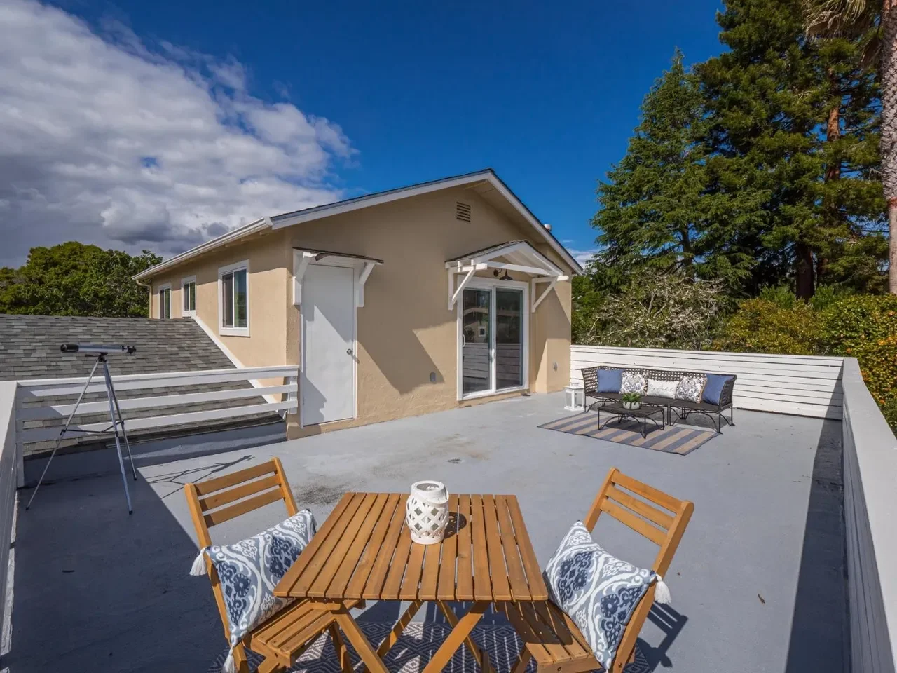 836 Seacliff Dr 026.webp