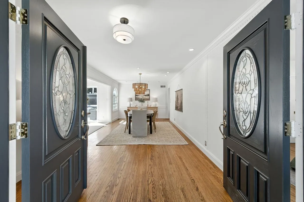 1422 W Selby Ln 011.png