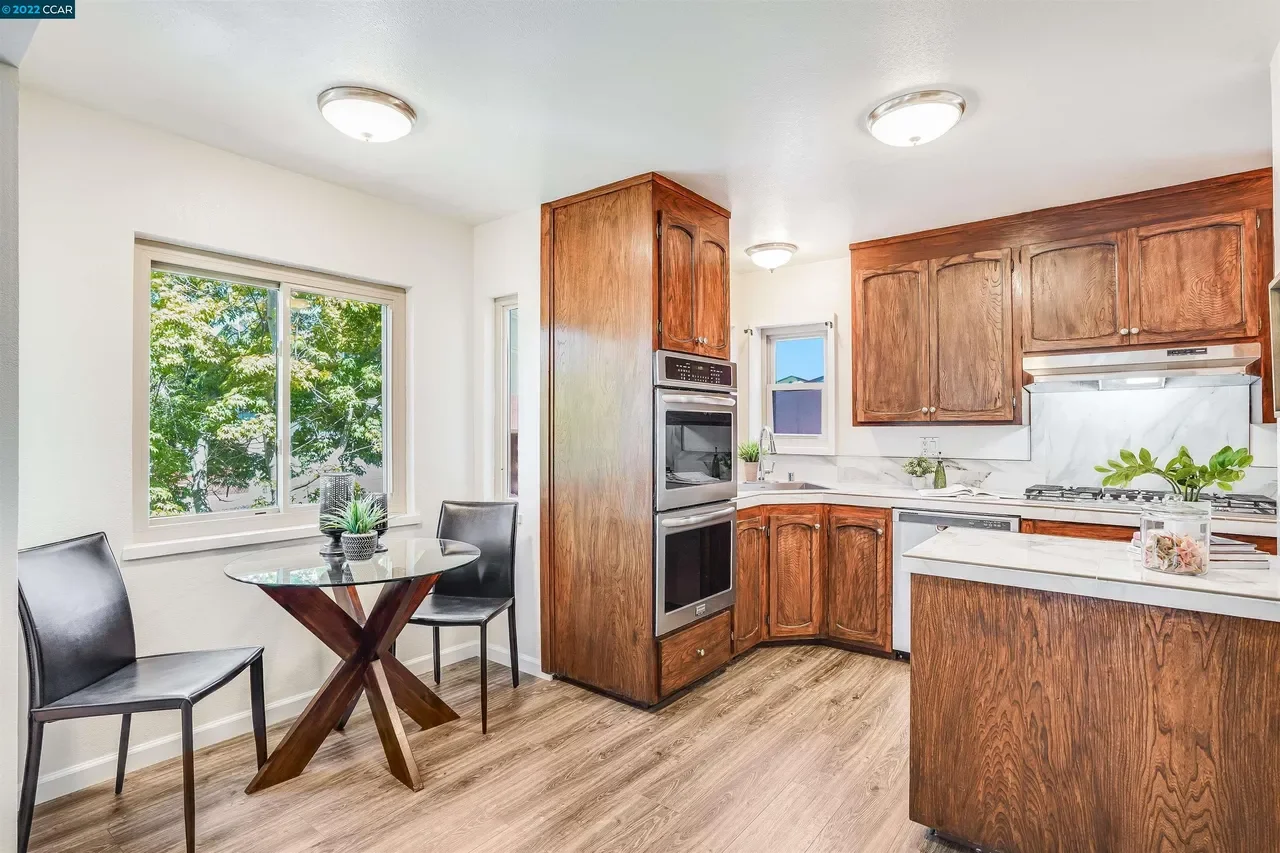 16640 Rolando Ave 015.webp