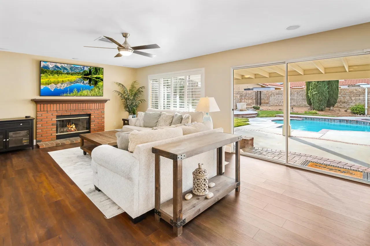 41245 Sequoia Ave 021.webp