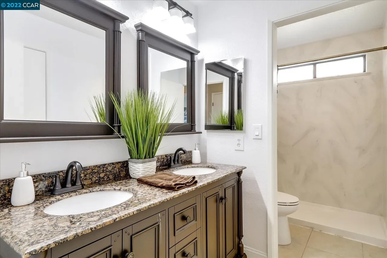 224 Manuel Ct 028.webp