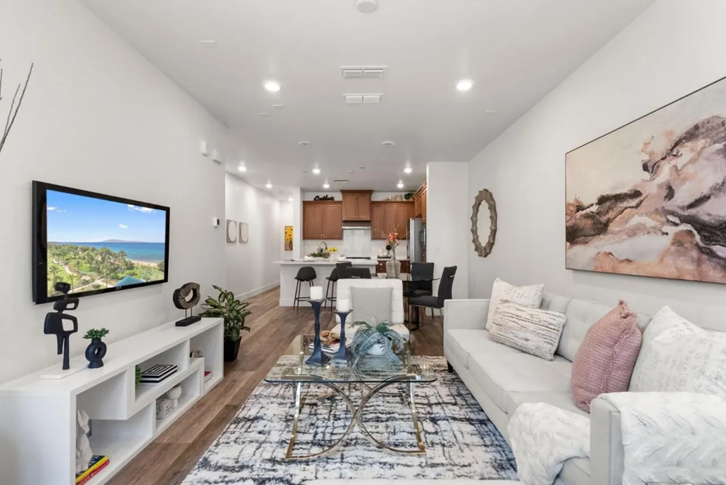 712 Amalfi Loop 006.png