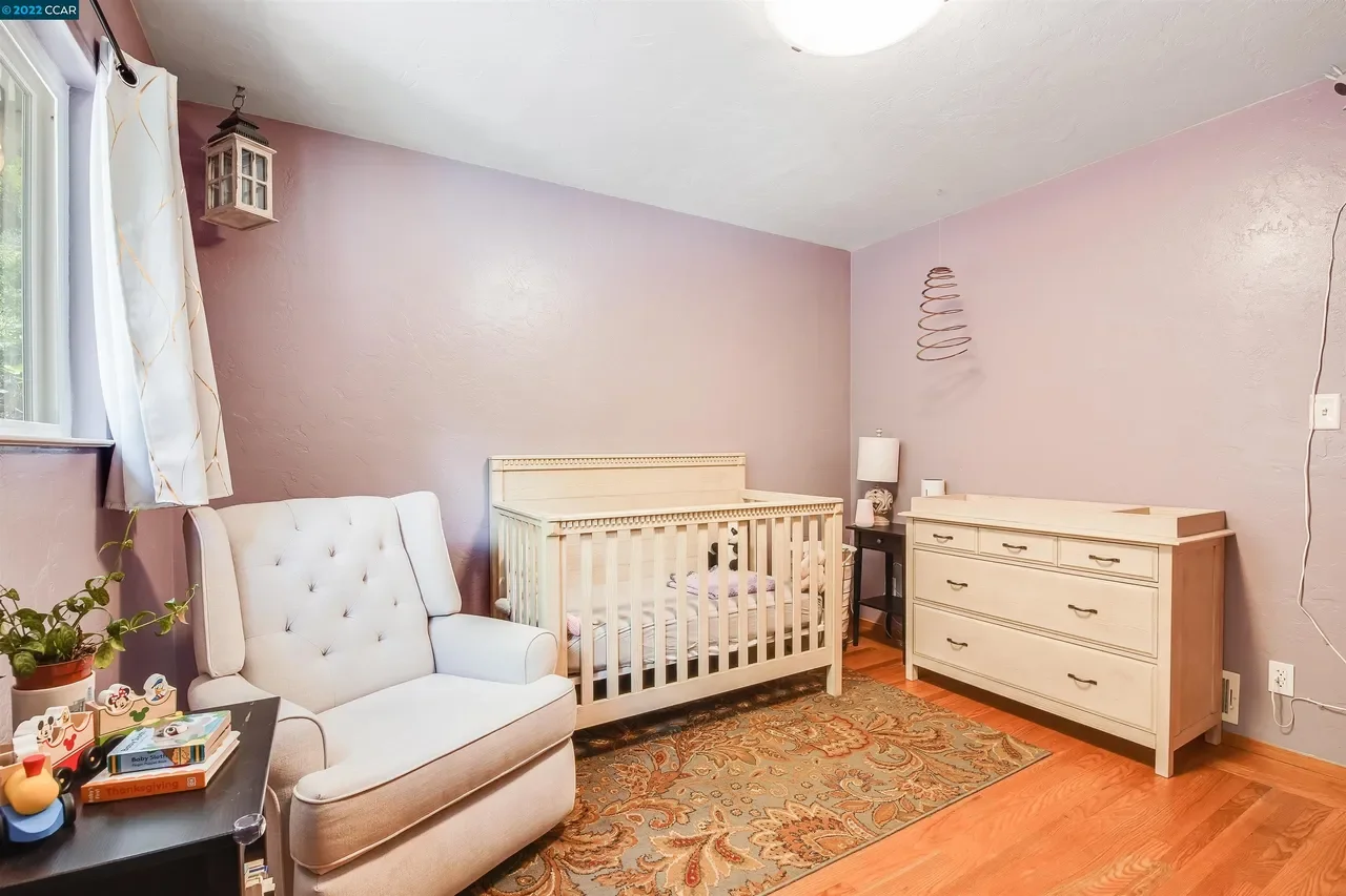 7816 Hillmont Dr 018.webp