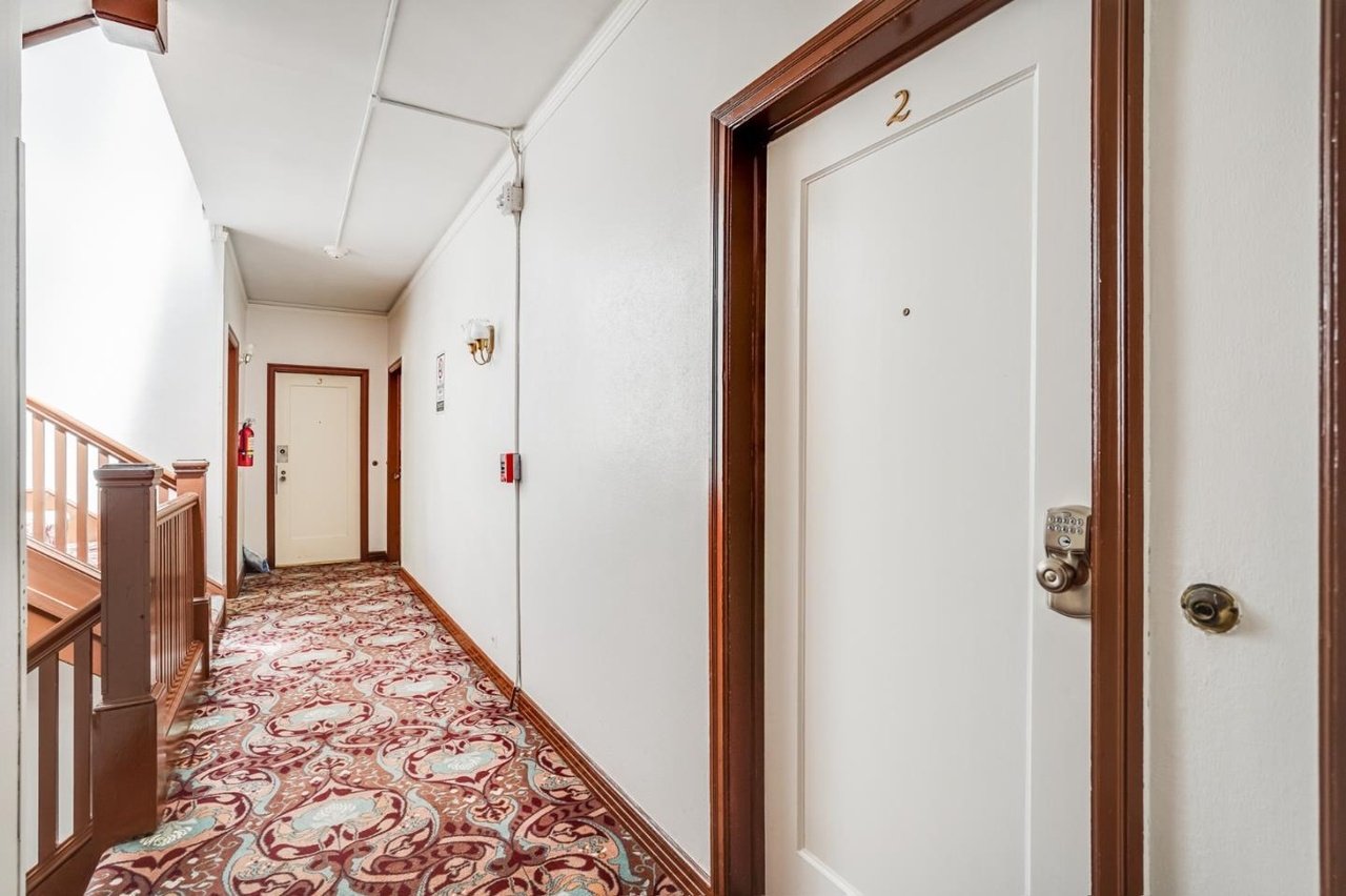 1930 Fulton St 016.jpg