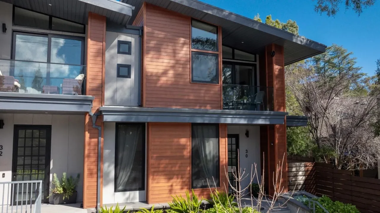 30 Roberts Rd 044.webp