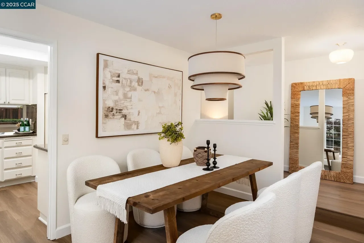 3376 Camarones Pl 007.webp