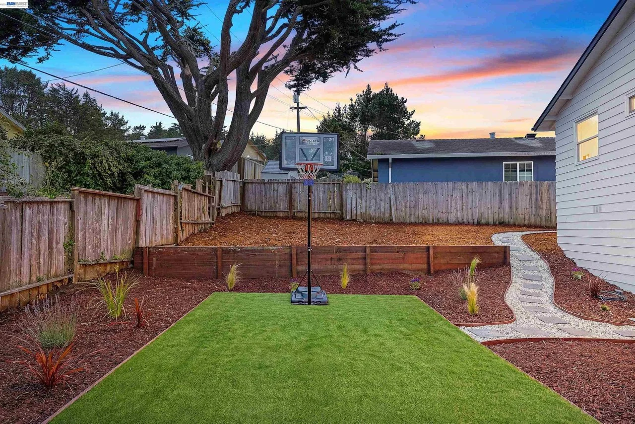 3681 Sunset Dr, San Bruno • Los Altos Realtor Matt McCormick