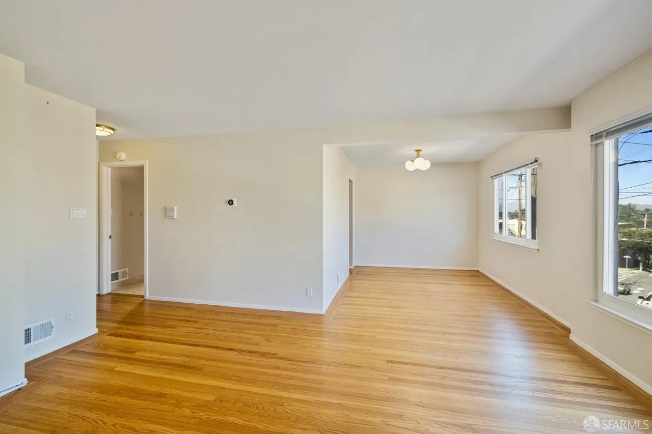 57 Lurline St 002.webp