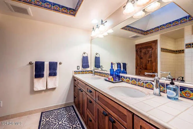 4034 Whitesail Cir 020.jpg