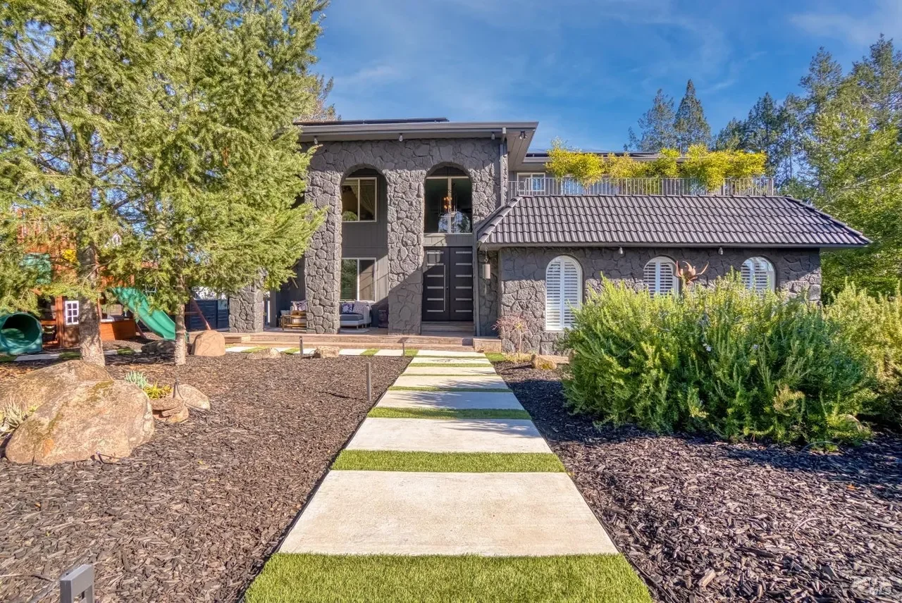 3654 Alta Vista Ave 003.webp