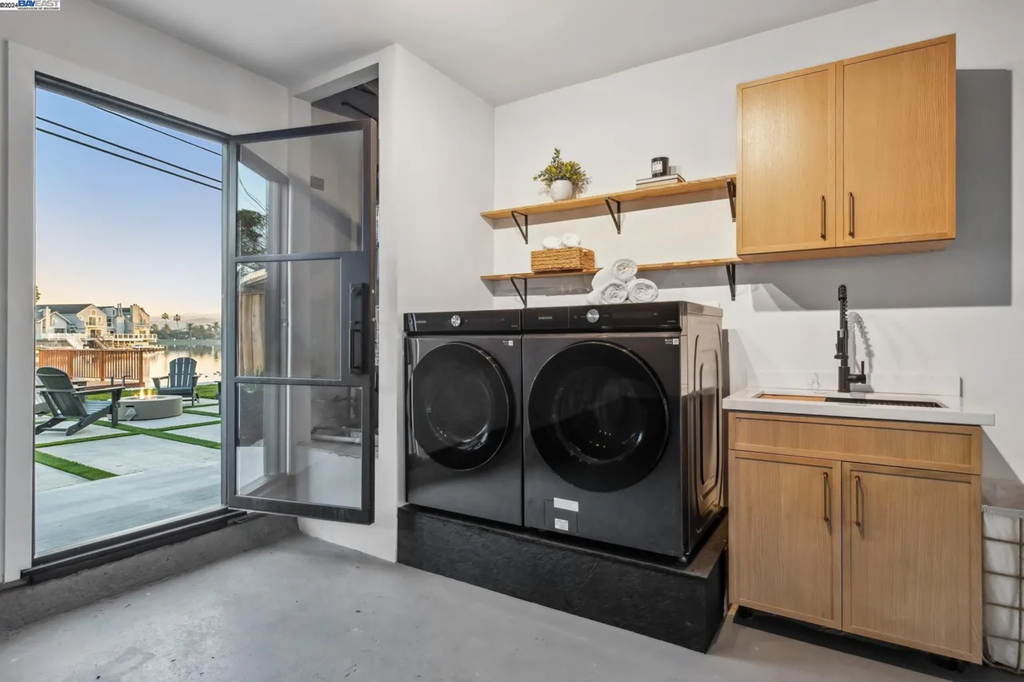 1733 Kelly St 023.png