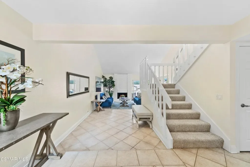 24446 Verena Ct 004.webp