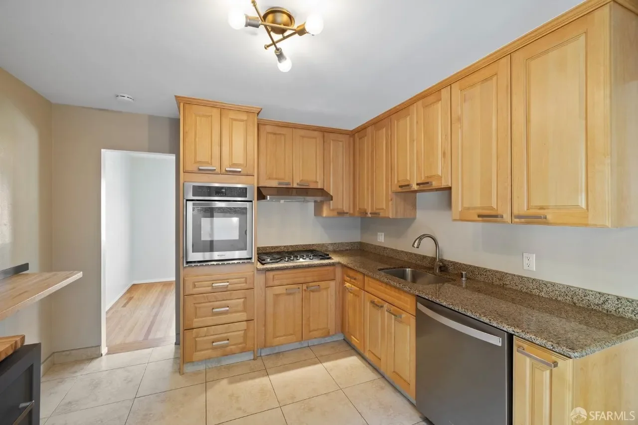 57 Lurline St 004.webp