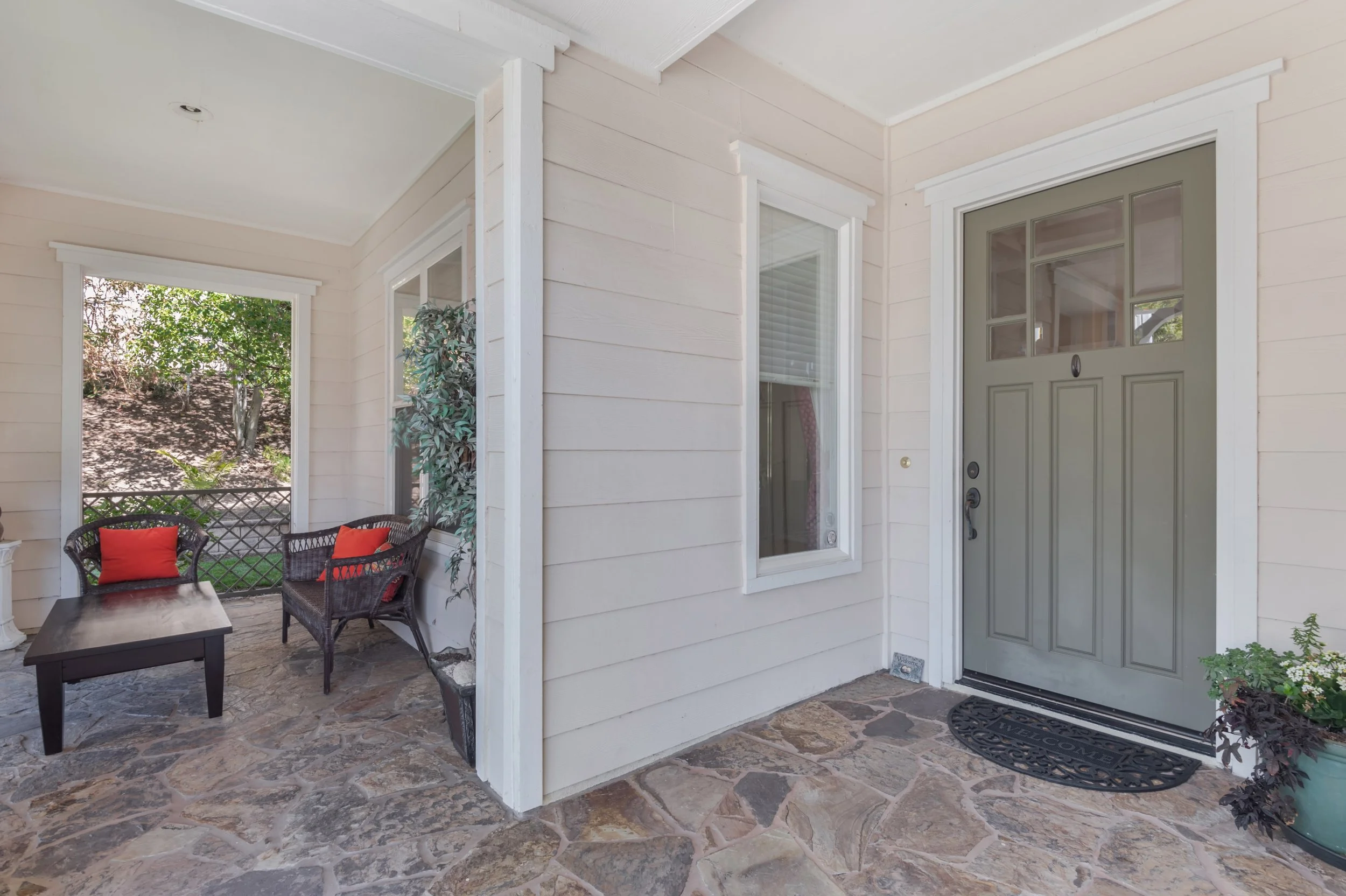 1068 N Country Club front2.jpg