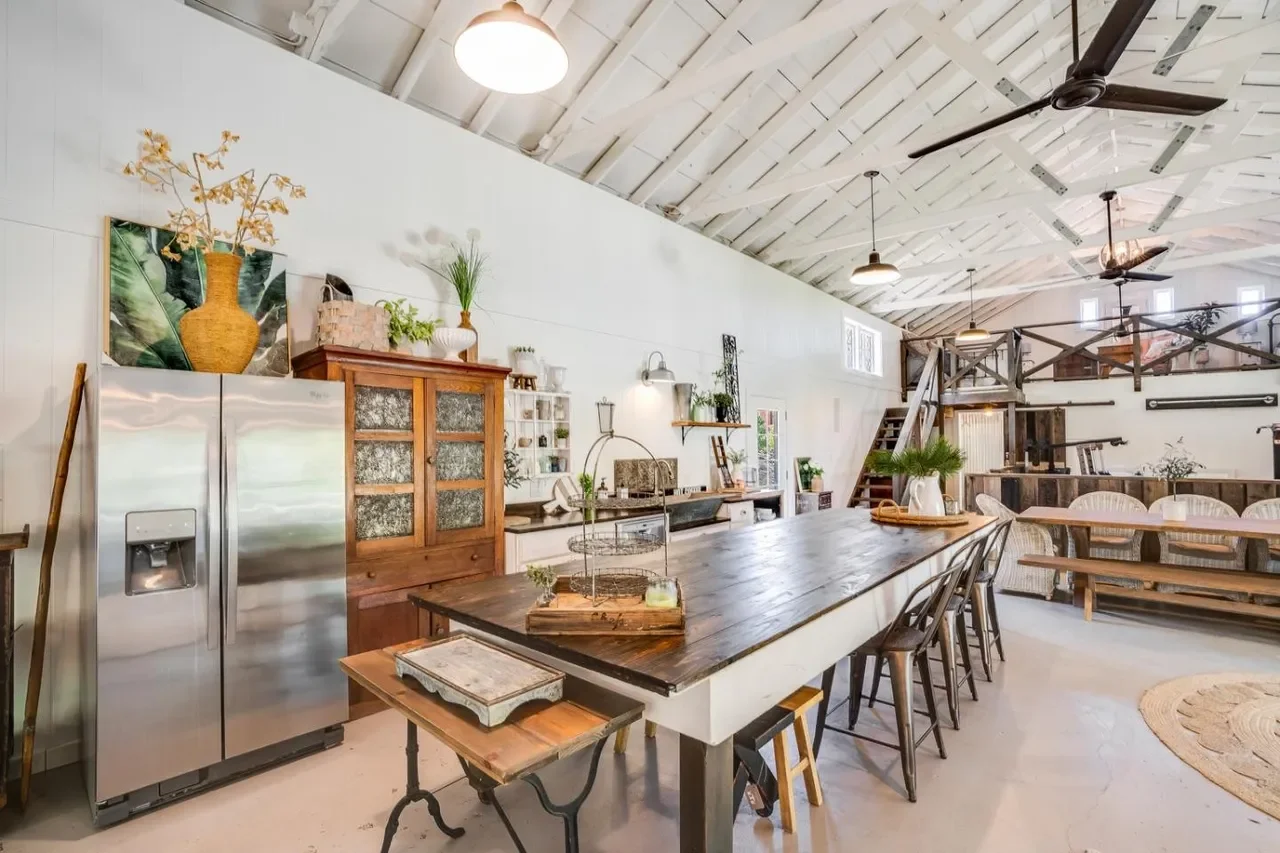 16466 Bonnie Ln 049.webp