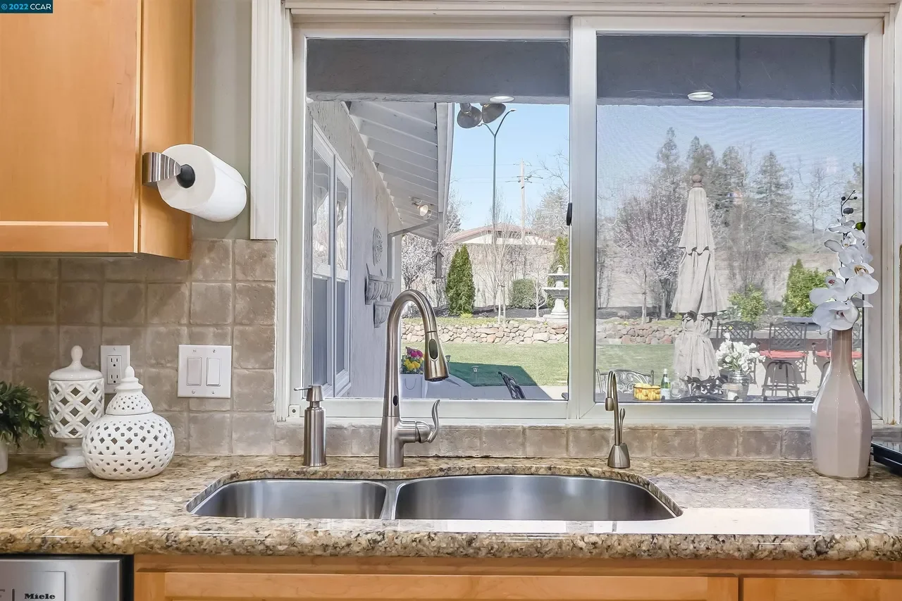 145 Haven Hill Ct 012.webp