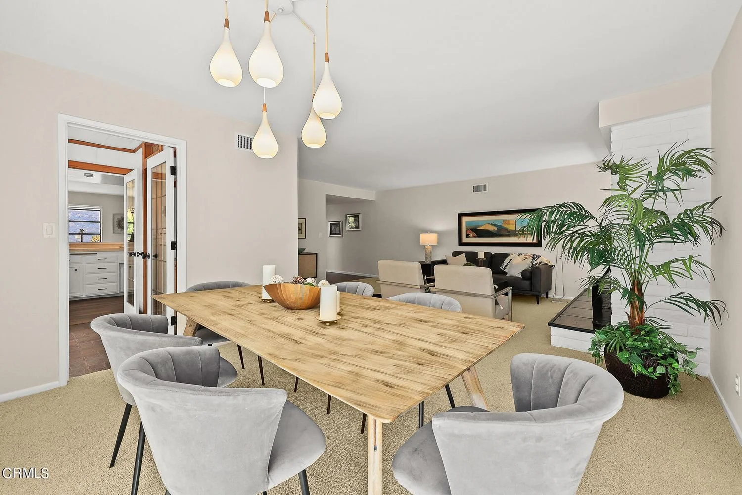 3451 Brookhill St 022.jpg