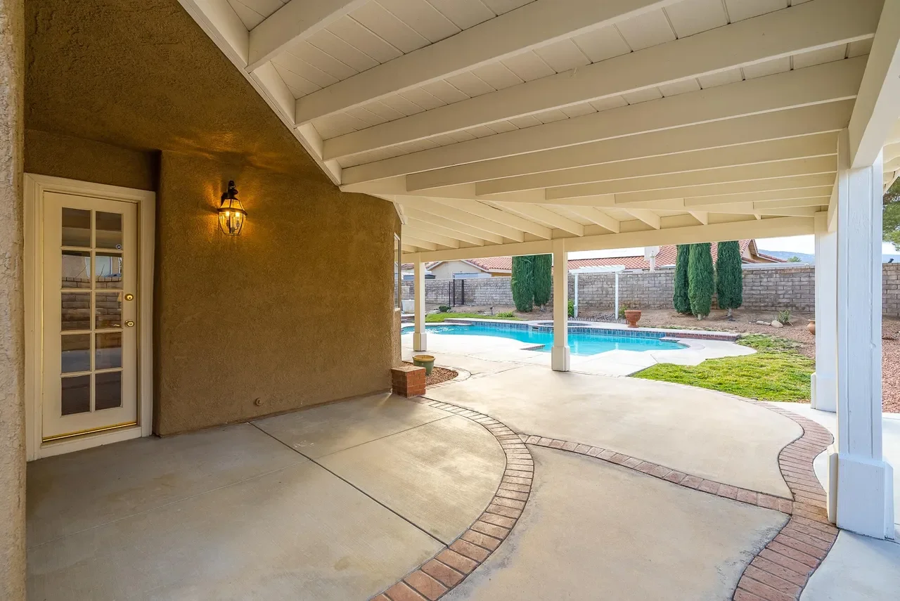 41245 Sequoia Ave 040.webp