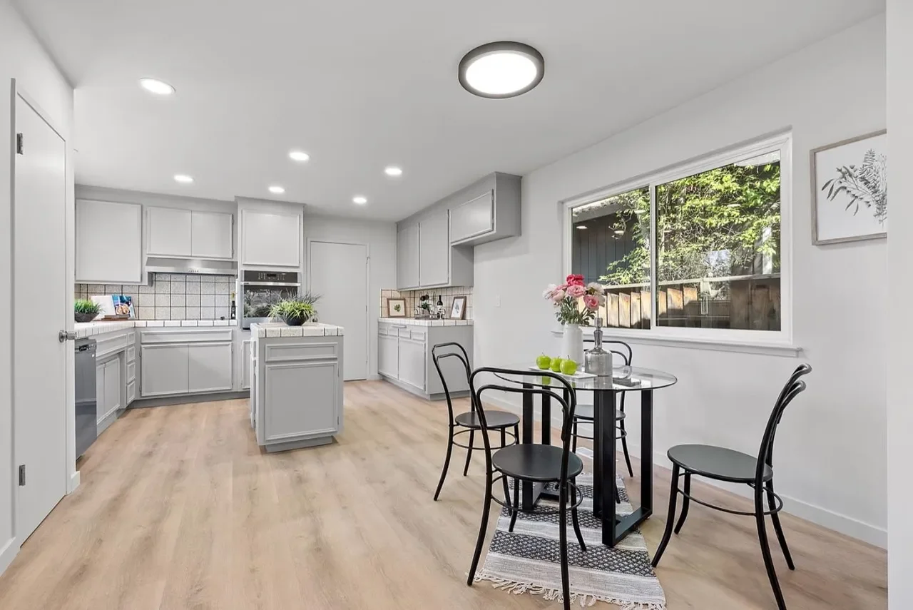 6672 Hampton Dr 015.webp