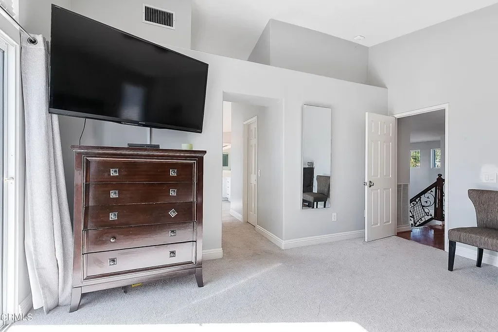 1628 Meadowglen Ct 027.webp