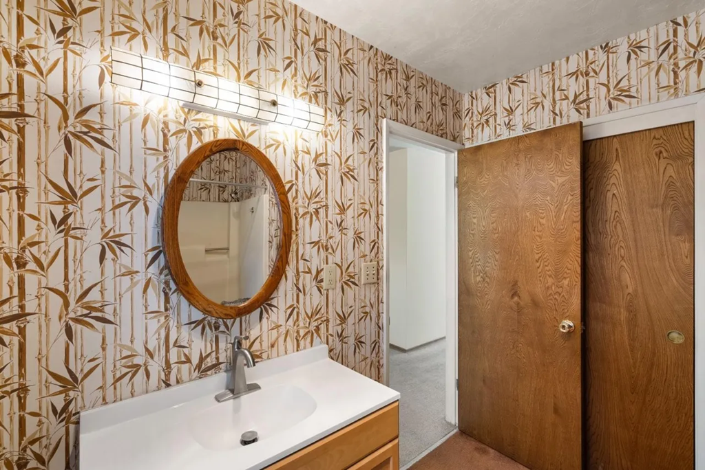 24401 Summerhill Ave 016.png