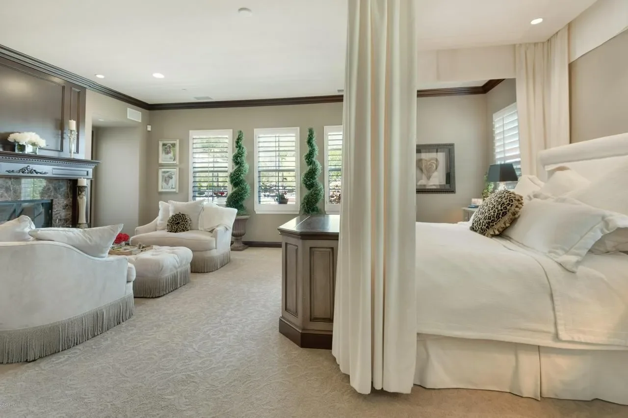 4988 Read Rd 030.webp