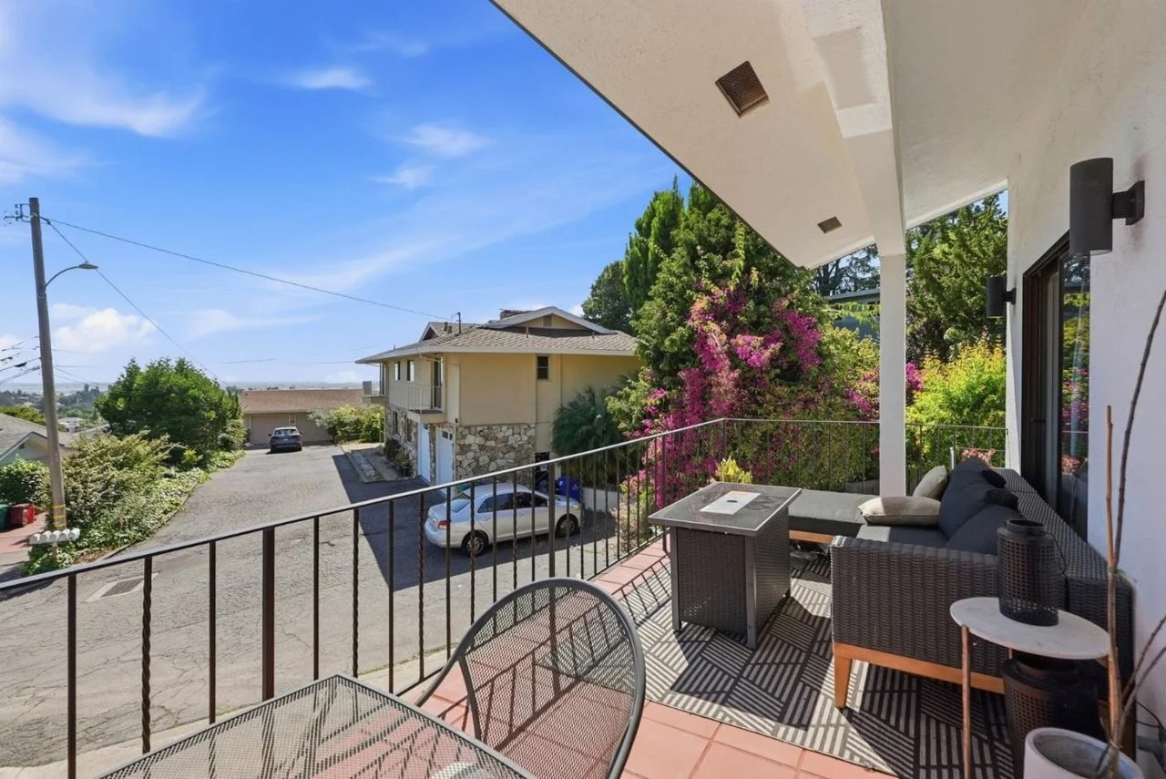 4206 Huntington St 058.jpg