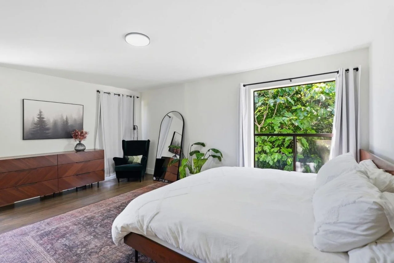 4206 Huntington St 041.jpg