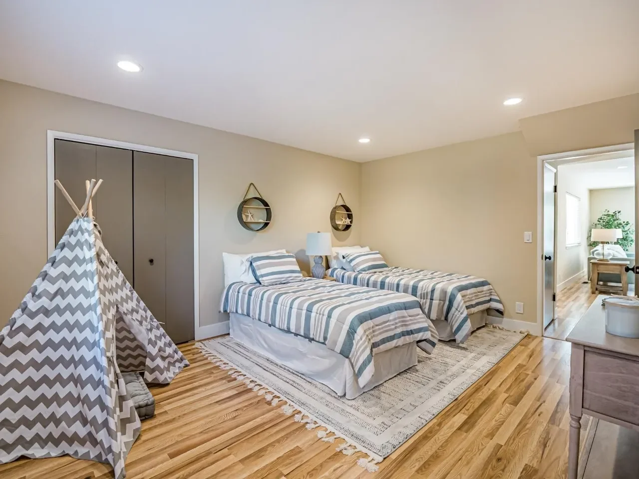 836 Seacliff Dr 016.webp