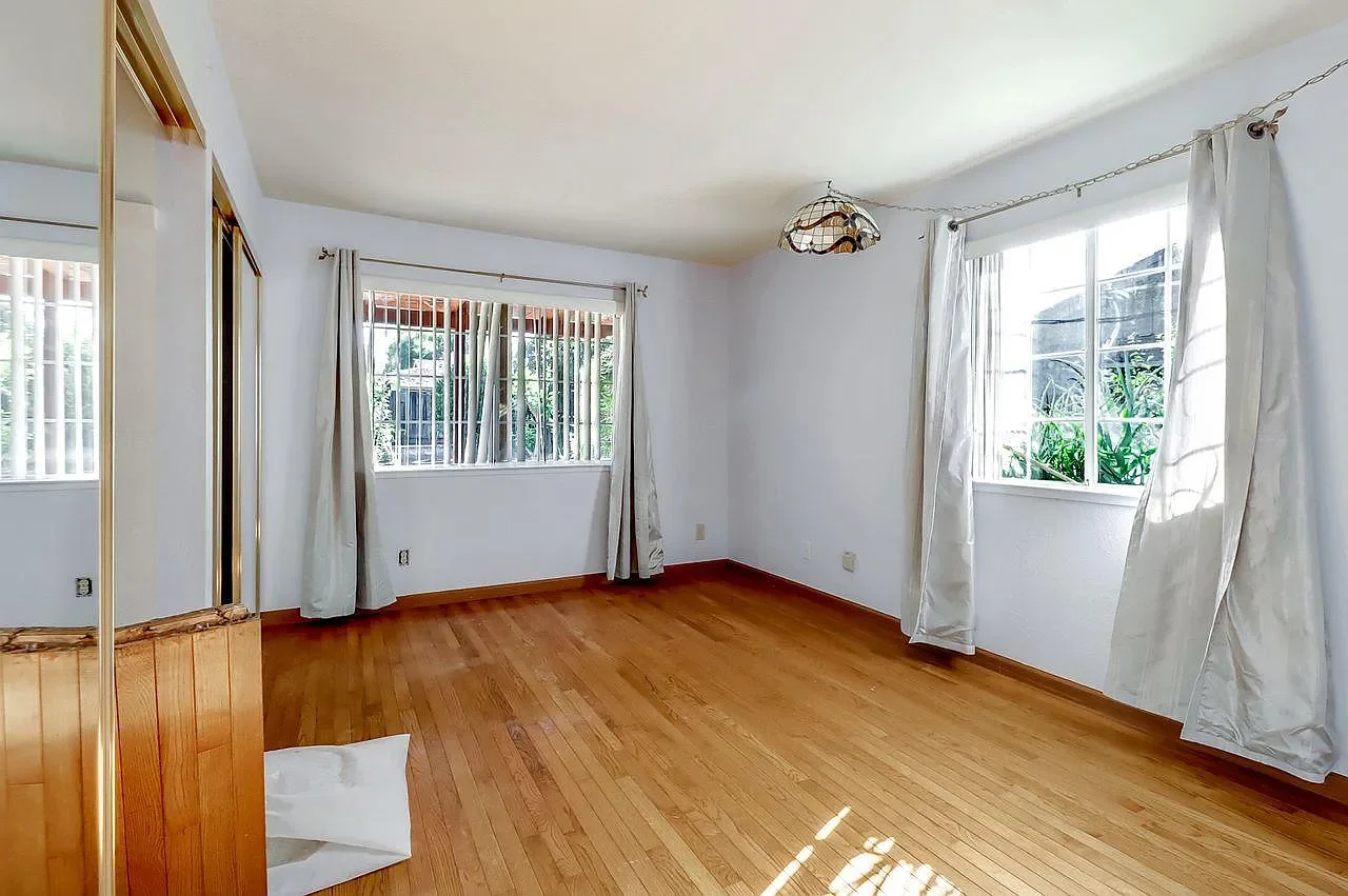 1223 Rose Ave 032.webp