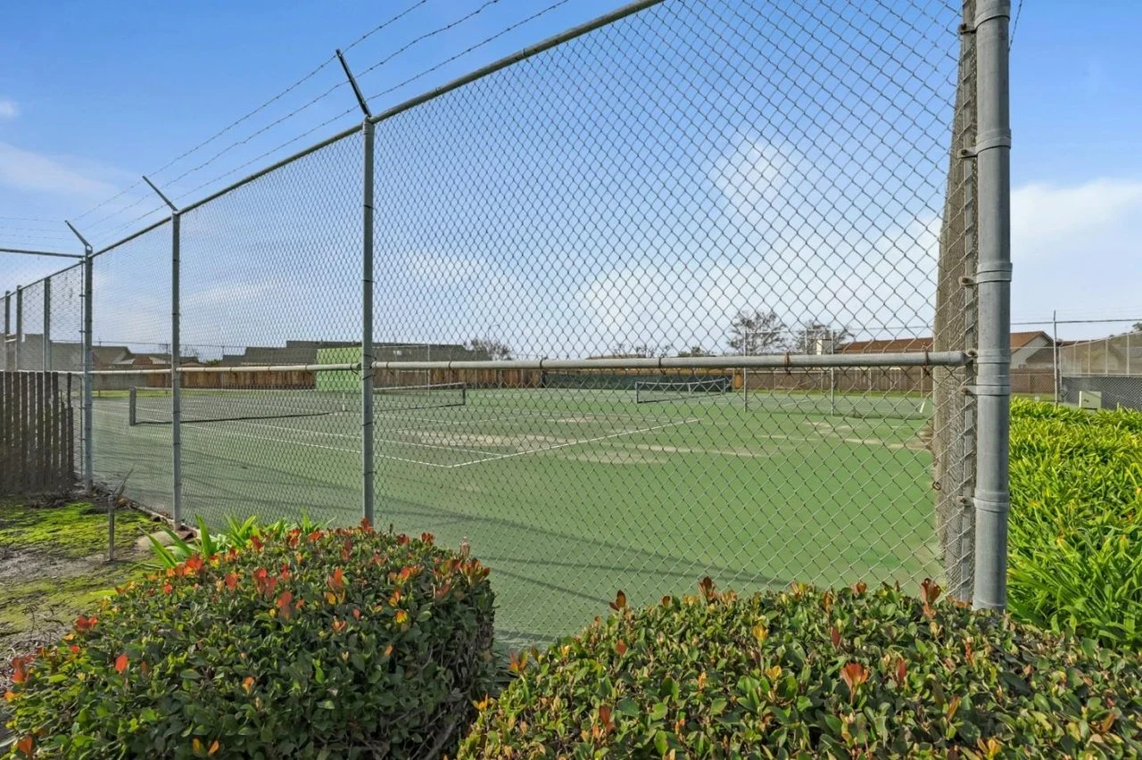 345 Coleridge Dr #93 046.jpg