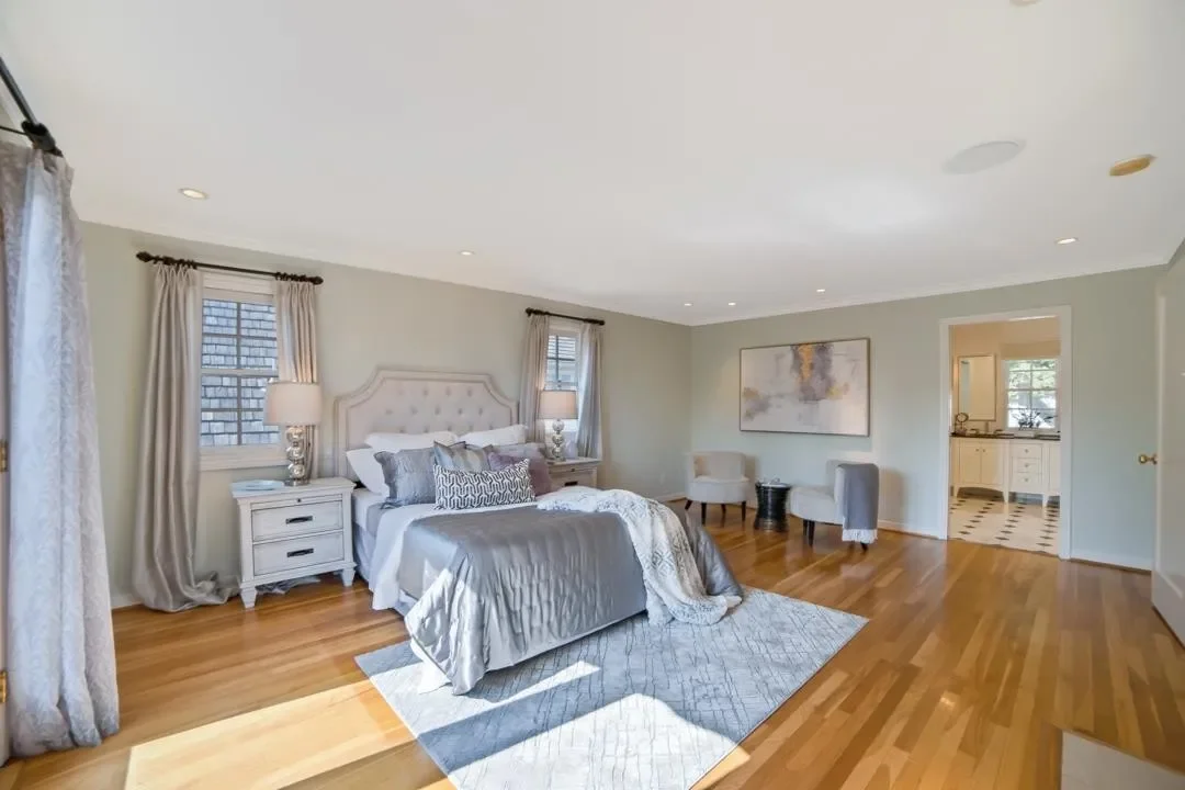 1842 University Ave 024.webp