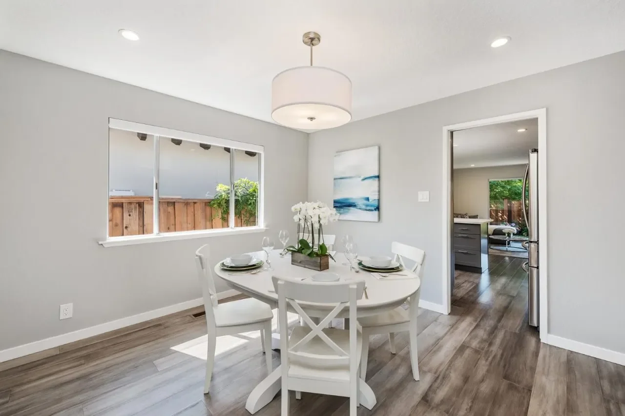 450 Beresford Ave 007.webp