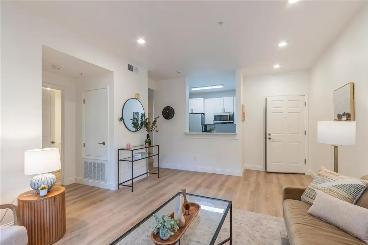 2255 Showers Dr #134 002.webp