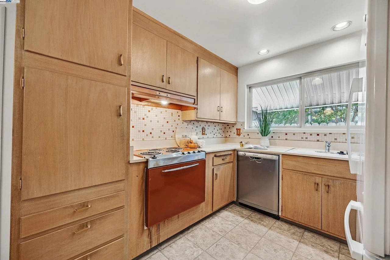 3962 Fordham Way 013.jpg